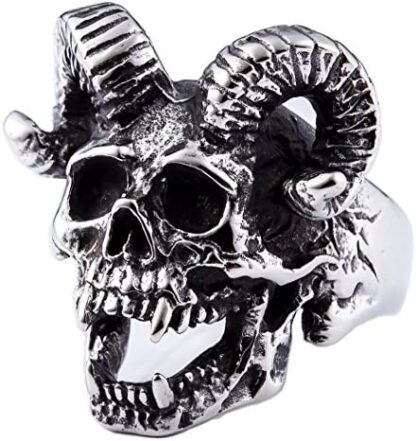 skull ring