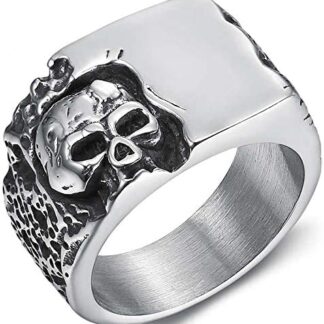 skull ring