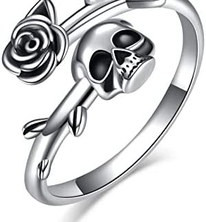 skull ring