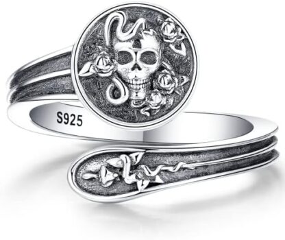 skull ring