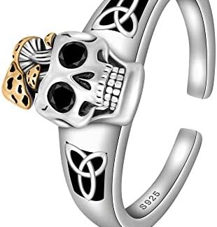 skull ring