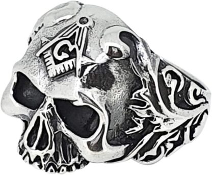 skull ring