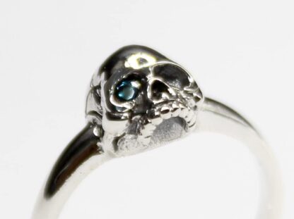 skull ring