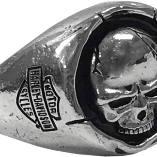 skull ring