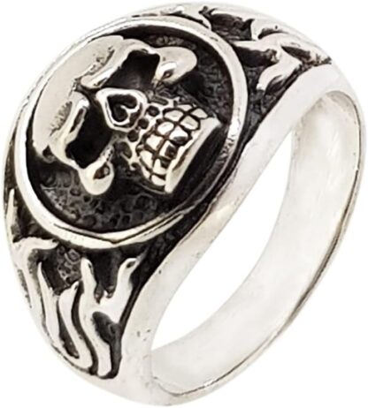 skull ring