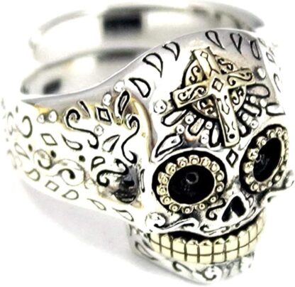 skull ring